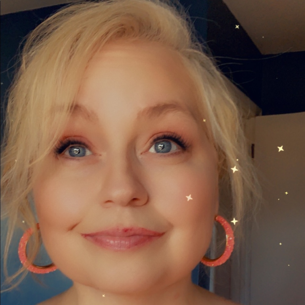 Meet your Posher, Michelle